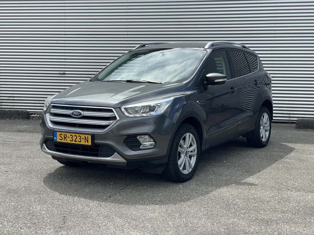 Ford Kuga (2018) — foto 1