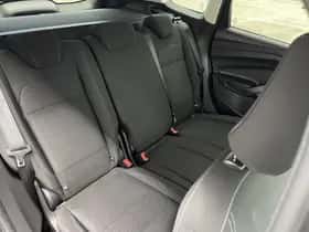 Ford Kuga (2018) thumbnail 11