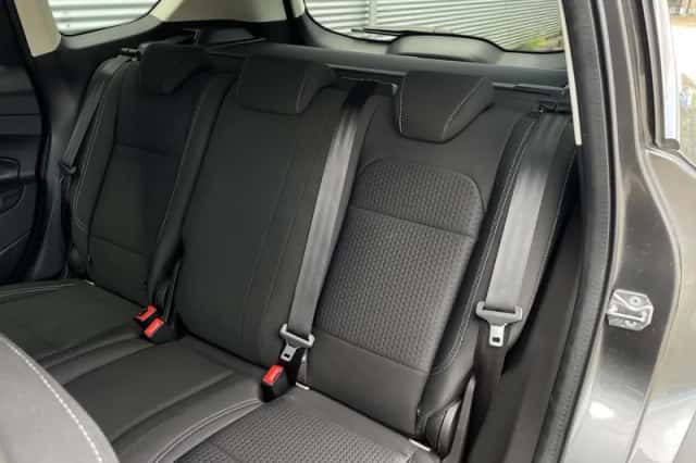 Ford Kuga (2018) thumbnail 12