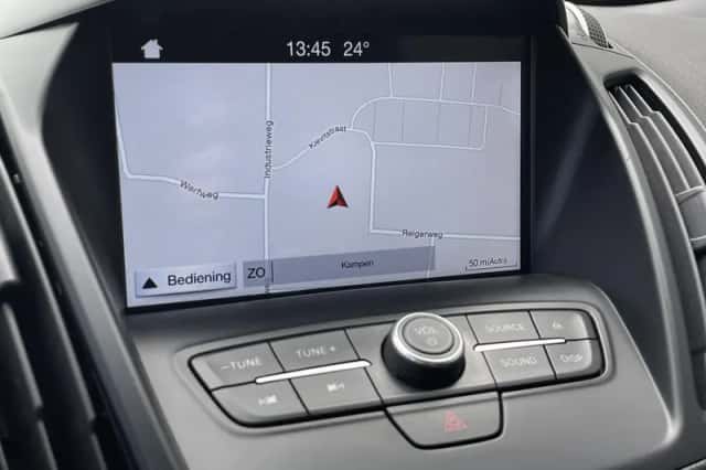 Ford Kuga (2018) thumbnail 18