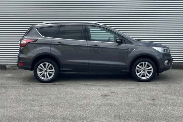 Ford Kuga (2018) thumbnail 5