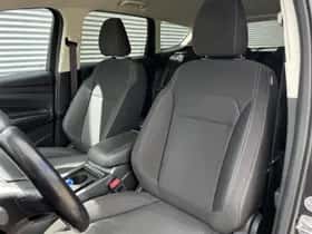 Ford Kuga (2018) thumbnail 8