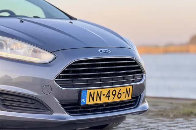 Ford Fiesta (2016) thumbnail 2