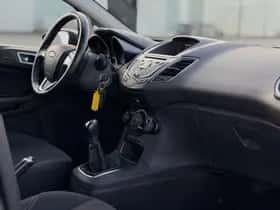 Ford Fiesta (2016) thumbnail 12