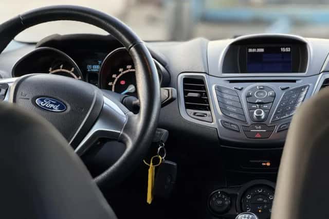 Ford Fiesta (2016) thumbnail 29