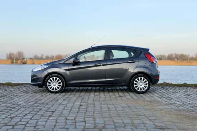 Ford Fiesta (2016) thumbnail 8
