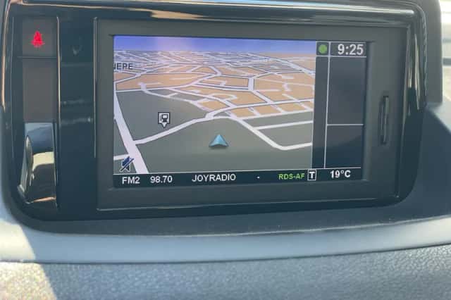 Renault Mégane (2012) thumbnail 19