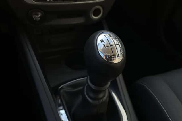 Renault Mégane (2012) thumbnail 21