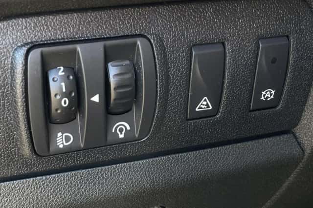 Renault Mégane (2012) thumbnail 24