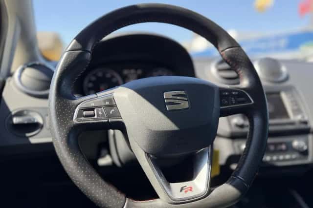 SEAT Ibiza (2015) thumbnail 15