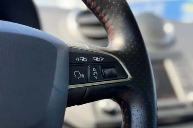SEAT Ibiza (2015) thumbnail 17