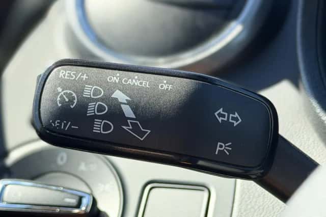 SEAT Ibiza (2015) thumbnail 18