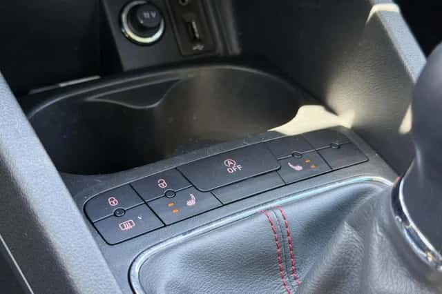 SEAT Ibiza (2015) thumbnail 22