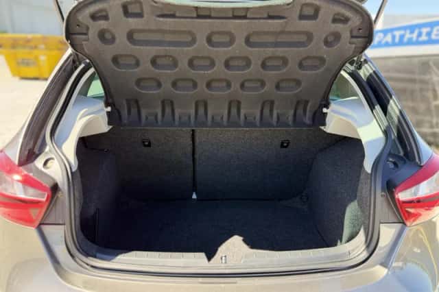 SEAT Ibiza (2015) thumbnail 28