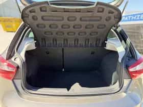 SEAT Ibiza (2015) thumbnail 28