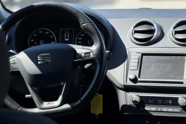 SEAT Ibiza (2015) thumbnail 29