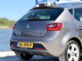SEAT Ibiza (2015) thumbnail 4