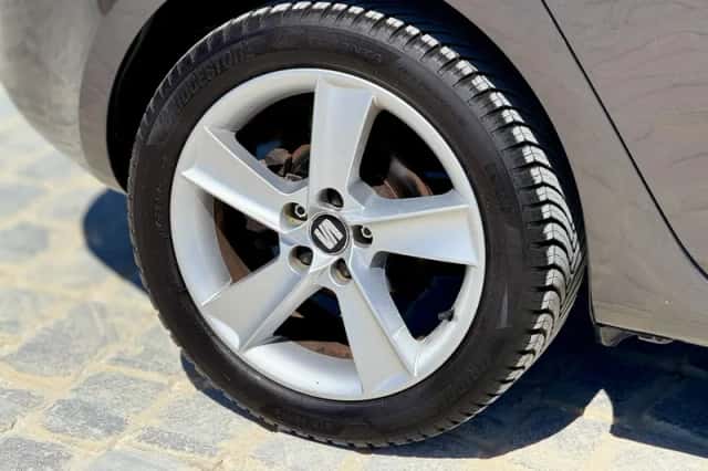 SEAT Ibiza (2015) thumbnail 6