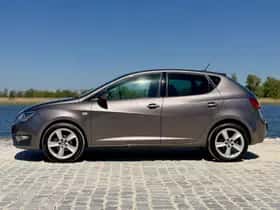 SEAT Ibiza (2015) thumbnail 9