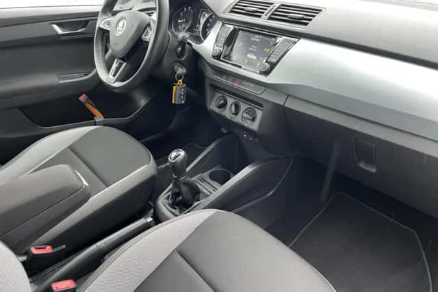 Škoda Fabia (2017) thumbnail 10