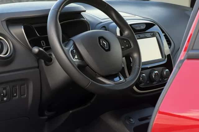 Renault Captur (2019) thumbnail 11