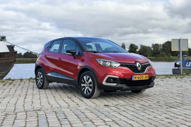 Renault Captur (2019) thumbnail 3