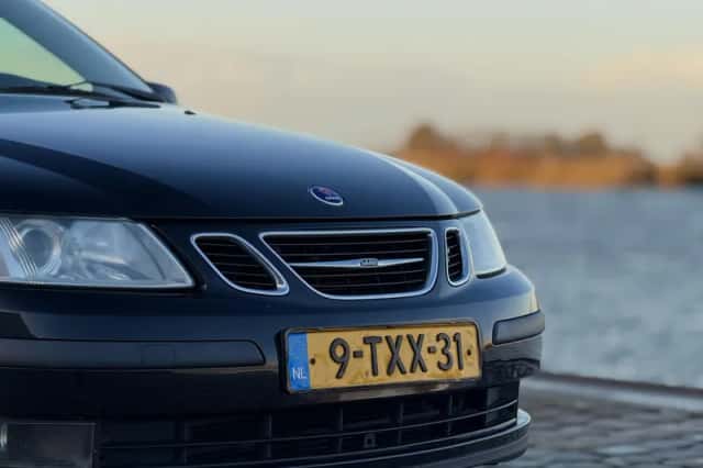 Saab 9-3 (2005) thumbnail 2