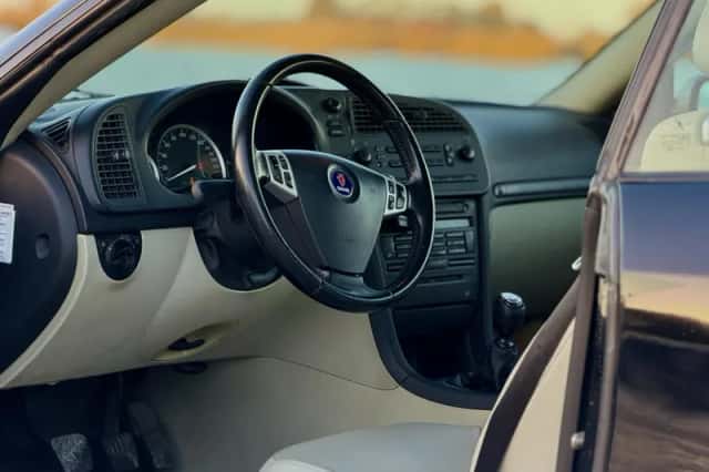 Saab 9-3 (2005) thumbnail 11