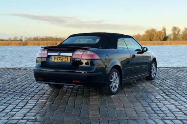 Saab 9-3 (2005) thumbnail 5