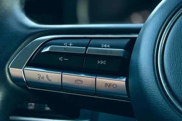 Mazda CX-30 (2019) thumbnail 18