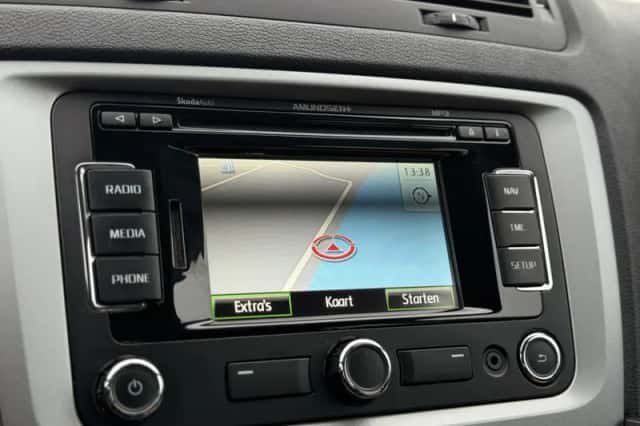 Škoda Octavia (2013) thumbnail 22