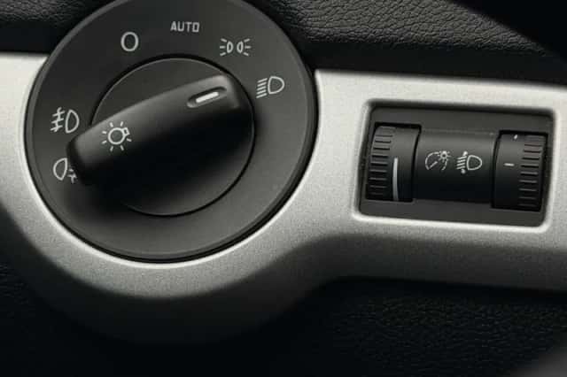 Škoda Octavia (2013) thumbnail 26