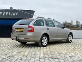 Škoda Octavia (2013) thumbnail 5