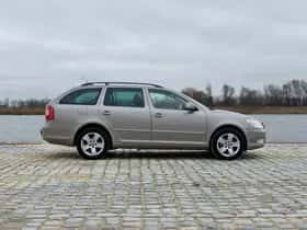 Škoda Octavia (2013) thumbnail 7