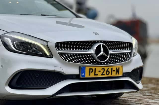 Mercedes-Benz A-Klasse (2017) thumbnail 2