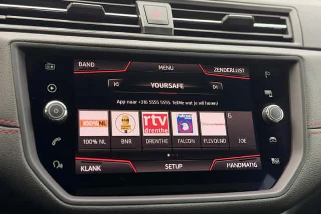 SEAT Arona (2019) thumbnail 23