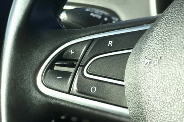 Renault Mégane (2016) thumbnail 18