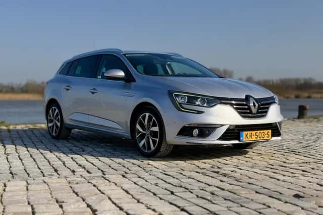 Renault Mégane (2016) thumbnail 3