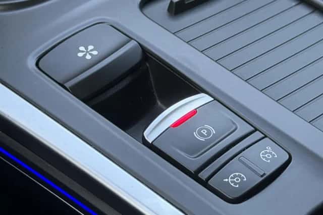 Renault Mégane (2016) thumbnail 26