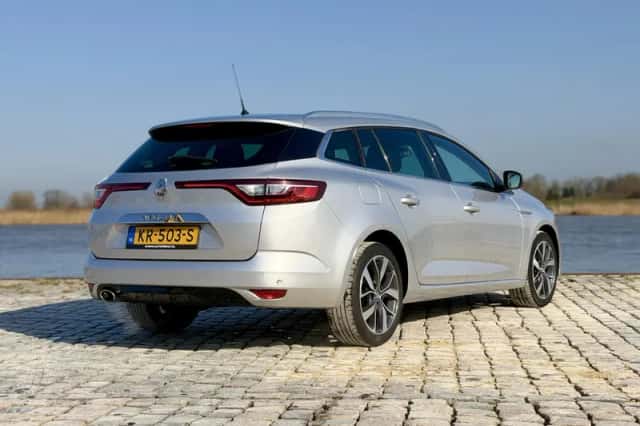 Renault Mégane (2016) thumbnail 5