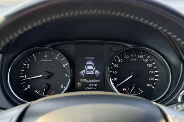 Nissan Qashqai (2016) thumbnail 15