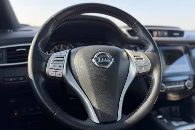 Nissan Qashqai (2016) thumbnail 16
