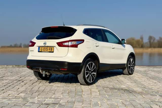 Nissan Qashqai (2016) thumbnail 5