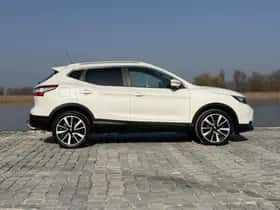 Nissan Qashqai (2016) thumbnail 7
