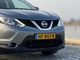 Nissan Qashqai (2015) thumbnail 2