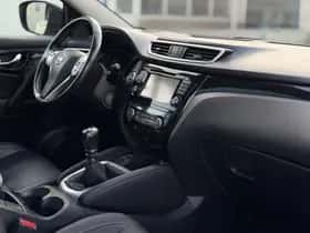 Nissan Qashqai (2015) thumbnail 12
