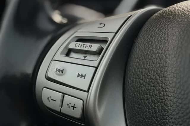 Nissan Qashqai (2015) thumbnail 17