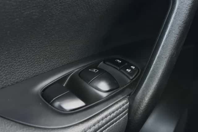 Nissan Qashqai (2015) thumbnail 23