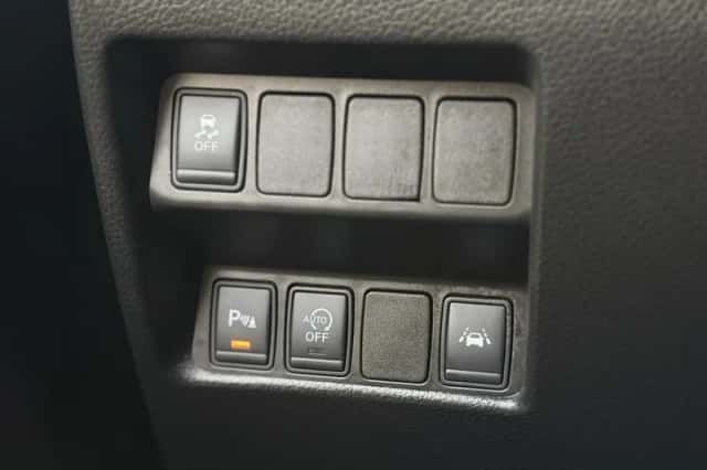 Nissan Qashqai (2015) thumbnail 24