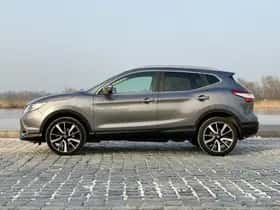 Nissan Qashqai (2015) thumbnail 9